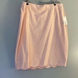 Soft Pastel Pink Scalloped Edge Pencil Skirt